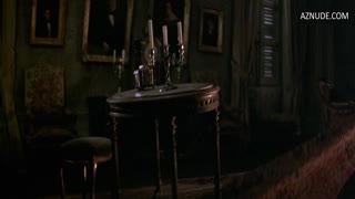 JULIETTE BINOCHE nude in The Horseman on the Roof