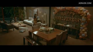 DENISE ESTEBAN nude in Kara Krus