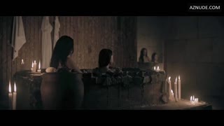ELORA ESPANO nude in Seklusyon