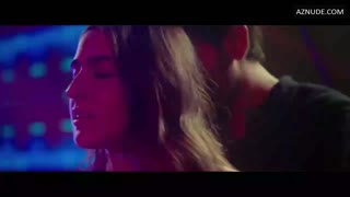 SARA ALI KHAN nude in Love Aaj Kal