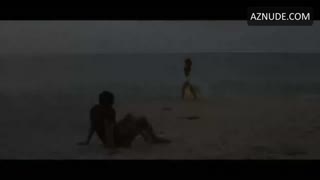 JACQUELINE FERNANDEZ nude in Roy
