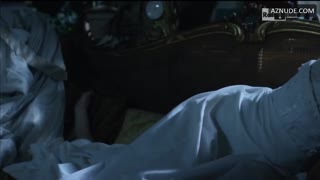 VALENTINA BELLE nude in Grand Hotel