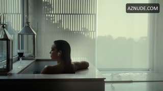 CHRISTY LACOUR GIANINI nude in Spirale