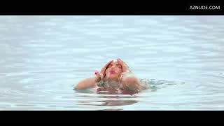 SUNNY LEONE nude in Mastizaade