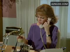 HEATHER THOMAS nude in The Fall Guy