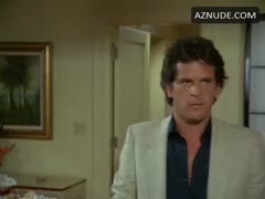 HEATHER THOMAS nude in The Fall Guy