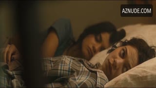 ANALEIGH TIPTON nude in Viral