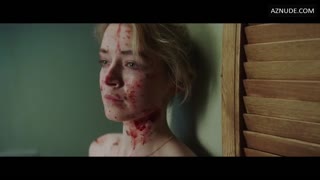 SARAH BOLGER nude in A Good Woman Is Hard to Find