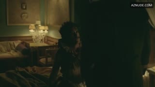 PAULINA DAVILA nude in Aqui en la Tierra