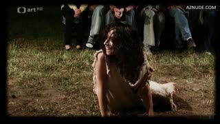 MADALENA ALMEIDA nude in Suno Bhabhiji