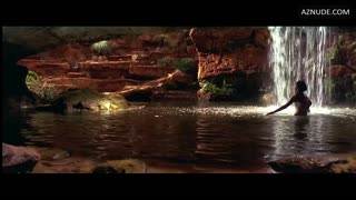 ESTELLA WARREN nude in Kangaroo Jack