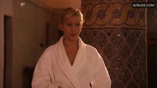 SCARLETT JOHANSSON nude in Scoop