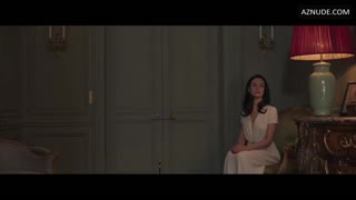 OLGA KURYLENKO nude in Les Traducteurs