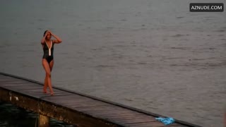 SARA MARTINS nude in Meurtre En Martinique