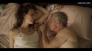 JESSICA HECHT nude in Special