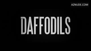 ROSE MCIVER nude in Daffodils