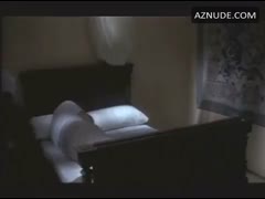 SONIA BRAGA nude in Gabriela, Cravo e Canela