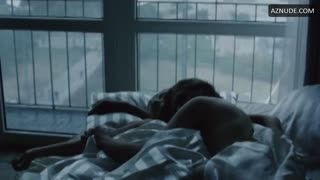 JOANNA KULIG nude in Wednesday, Thursday Morning