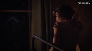 CARRIE COON nude in The Leftovers
