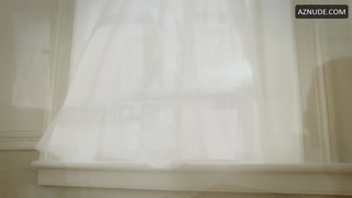 LAURA VANDERVOORT nude in Bitten