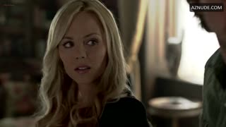 LAURA VANDERVOORT nude in Bitten