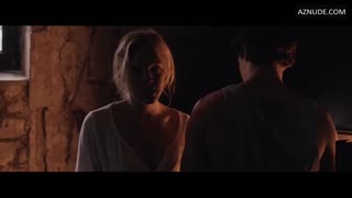 LOES HAVERKORT nude in Rendez-Vous