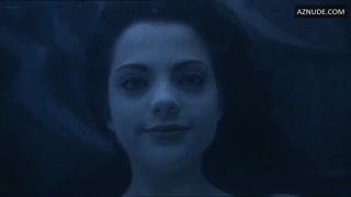 MACARENA GOMEZ nude in Dagon