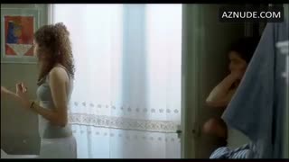 LAETITIA CASTA nude in Le grand appartement