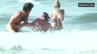 INGRID STEEGER nude in Sonne, Sylt und kesse Krabben