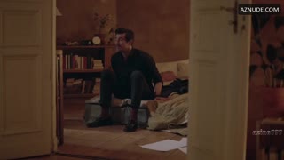 ELISABETH MOSS nude in The Square