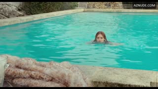 CHRISTA THERET nude in Le Bruit Des Glacons