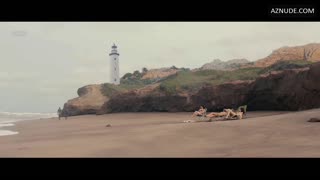 CAROLINA ARDOHAIN nude in Desire
