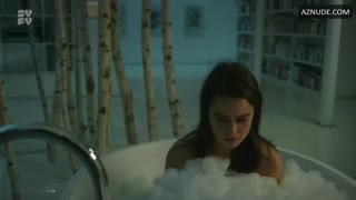 ROSABELL LAURENTI SELLERS nude in Spides