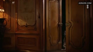 ELENA MURAVYOVA nude in Dva Holma