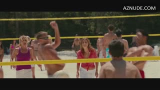 JENNA FISCHER nude in Hall Pass