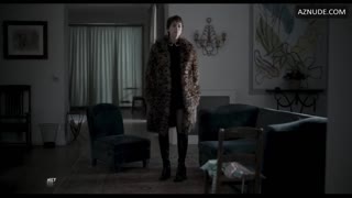 CHARLOTTE GAINSBOURG nude in Suzanna Andler