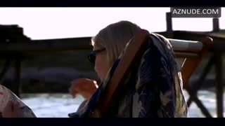CAMERON DIAZ nude in Head Above Water