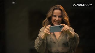 KATE DEL CASTILLO nude in Falling again