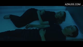 LILY-ROSE DEPP nude in Voyagers