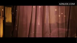 ZULAY HENAO nude in Illegal Tender
