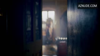 HOLLIDAY GRAINGER nude in Patrick Melrose