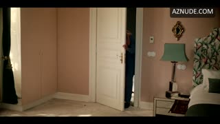 ANA MARTA FERREIRA nude in O Clube