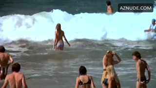 KATHLEEN QUINLAN nude in Lifeguard