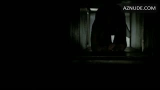 EVANGELINE LILLY nude in Lost