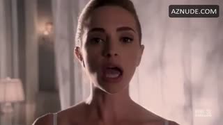 BRIANNE HOWEY nude in Scream Queens