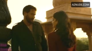 ILEANA DCRUZ nude in Baadshaho