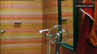 INGRID STEEGER nude in Liebe in drei Dimensionen