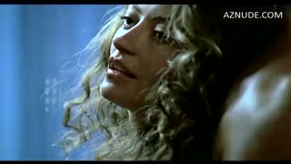 REBECCA GAYHEART nude in Nip/Tuck