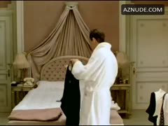 ANDIE MACDOWELL nude in Object of Beauty