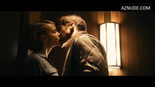 CAREY MULLIGAN nude in Drive
